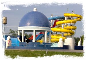 Waterglijbanen Majsa